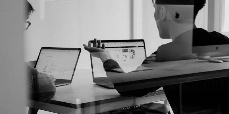 Freelancing vs Full-Time: Making the Right Choice for Your Tech Career cover
